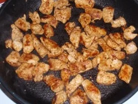 Bunter Salat mit Hähnchenstreifen - Rezept - Bild Nr. 3