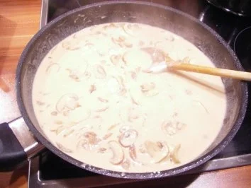 Koteletts mit Pilzsoße - Rezept - Bild Nr. 6