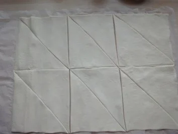 Rezept: Süße Hörnchen Bild Nr. 2 Süße Hörnchen - Rezept - Bild Nr. 2