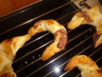 Rezept: Süße Hörnchen Süße Hörnchen - Rezept