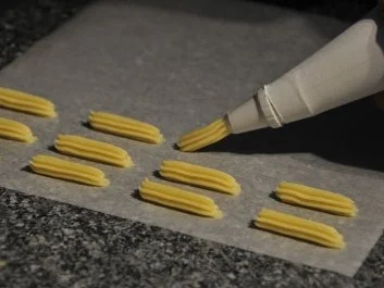 Weihnachtsplätzchen - Pariser Kipferl - Rezept - Bild Nr. 2