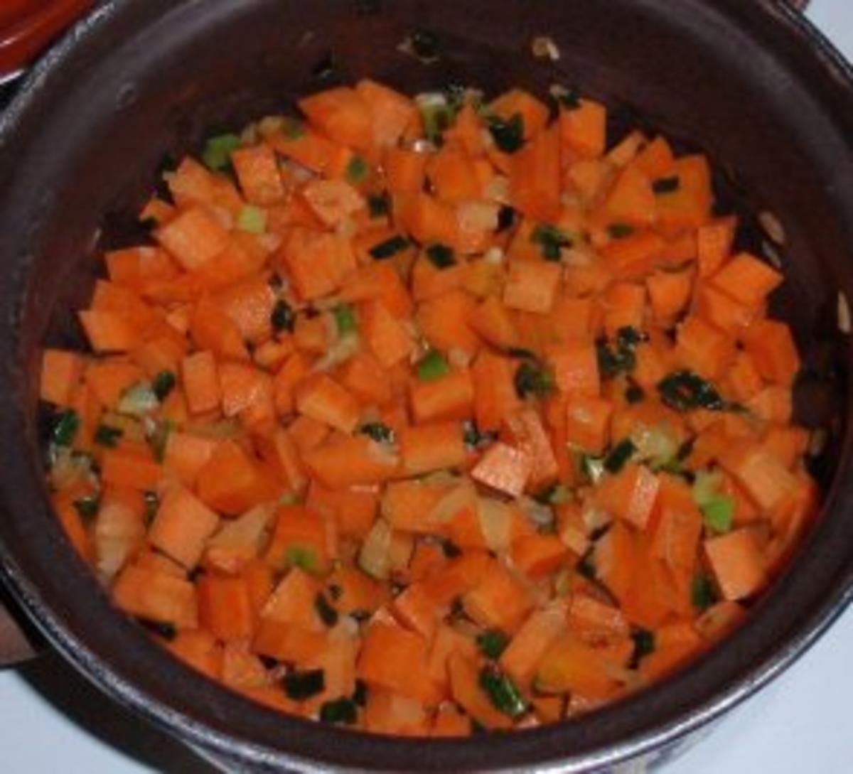 Karotten-Gemüse-Eintopf mit gebratenen Würstchenwürfel - Rezept - Bild Nr. 4