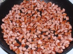 Rezept: Karotten-Gemüse-Eintopf mit gebratenen Würstchenwürfel Bild Nr. 7 Karotten-Gemüse-Eintopf mit gebratenen Würstchenwürfel - Rezept - Bild Nr. 7