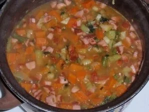 Rezept: Karotten-Gemüse-Eintopf mit gebratenen Würstchenwürfel Bild Nr. 8 Karotten-Gemüse-Eintopf mit gebratenen Würstchenwürfel - Rezept - Bild Nr. 8