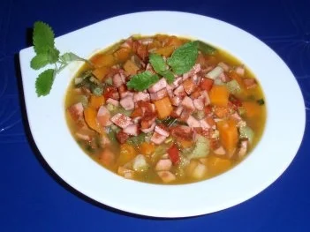 Rezept: Karotten-Gemüse-Eintopf mit gebratenen Würstchenwürfel Bild Nr. 9 Karotten-Gemüse-Eintopf mit gebratenen Würstchenwürfel - Rezept - Bild Nr. 9