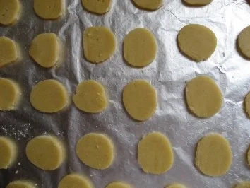 Weihnachtsplätzchen- Schoko-Nuss-Taler - Rezept - Bild Nr. 3