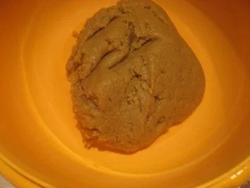 Rezept: Weihnachtsplätzchen- Hefehügel Bild Nr. 2 Weihnachtsplätzchen- Hefehügel - Rezept - Bild Nr. 2