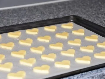 Weihnachtsplätzchen - Zarte Mandelherzen - Rezept - Bild Nr. 2