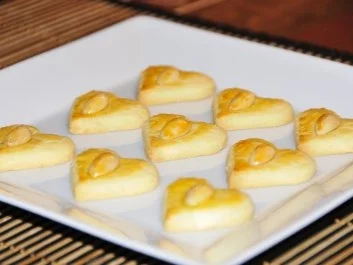 Weihnachtsplätzchen - Zarte Mandelherzen - Rezept - Bild Nr. 4