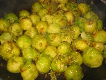 Beilage: Gebratener Rosenkohl - Rezept