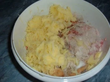 Rezept: Hack Röllchen überbacken Bild Nr. 2 Hack Röllchen überbacken - Rezept - Bild Nr. 2