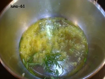 Rezept: CAPESANTE AL ROSMARINO E PARMA CON DADOLATA - Jakobsmuscheln Rosmarin, Parma und ... Bild Nr. 2 CAPESANTE AL ROSMARINO E PARMA CON DADOLATA - Jakobsmuscheln Rosmarin, Parma und ... - Rezept - Bild Nr. 2