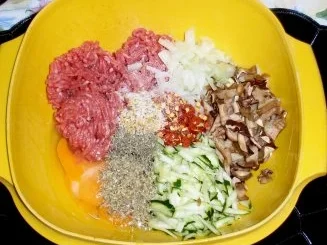 Burger Deluxe - Rezept - Bild Nr. 4