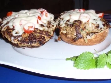 Burger Deluxe - Rezept - Bild Nr. 10