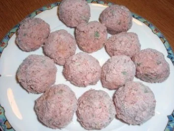 Knödel: Kartoffelknödel mit Wurstfülle - Rezept - Bild Nr. 2