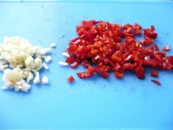 Rezept: Feldsalat mit Thunfisch Bild Nr. 5 Feldsalat mit Thunfisch - Rezept - Bild Nr. 5