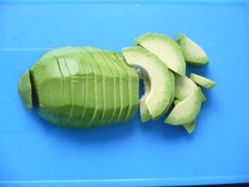 Rezept: Feldsalat mit Thunfisch Bild Nr. 6 Feldsalat mit Thunfisch - Rezept - Bild Nr. 6