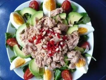 Rezept: Feldsalat mit Thunfisch Feldsalat mit Thunfisch - Rezept