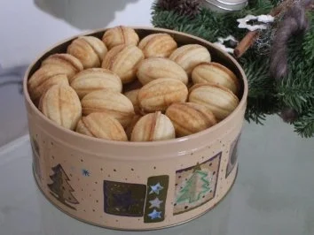 Russische Oreschki oder auch Zaubernüsse - Rezept - Bild Nr. 4