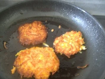 Kartoffel-Möhren-Röstis mit - Rezept - Bild Nr. 6