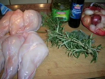 Rezept: Kaninchen mit Oliven und Balsamico-Weißwein-Sauce (Coniglio con le olive) Bild Nr. 3 Kaninchen mit Oliven und Balsamico-Weißwein-Sauce (Coniglio con le olive) - Rezept - Bild Nr. 3