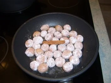 Pfefferhackbällchen an Wokgemüse - Rezept - Bild Nr. 8