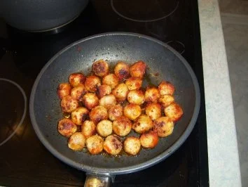 Pfefferhackbällchen an Wokgemüse - Rezept - Bild Nr. 12