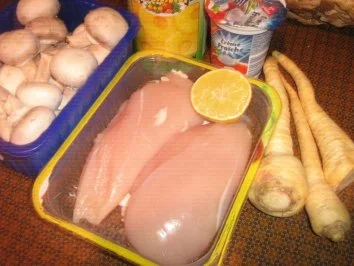 Rezept: Hähnchenbrust gebraten mit Champignons-Ananas-Petersilienwurzel- Gemüse Bild Nr. 2 Hähnchenbrust gebraten mit Champignons-Ananas-Petersilienwurzel- Gemüse - Rezept - Bild Nr. 2