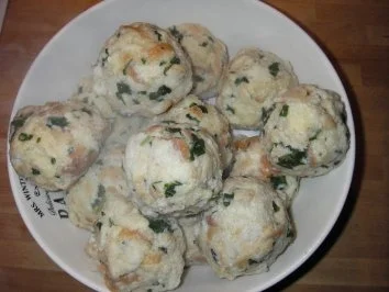 Rezept: Semmelknödel original aus Bayern Semmelknödel original aus Bayern - Rezept