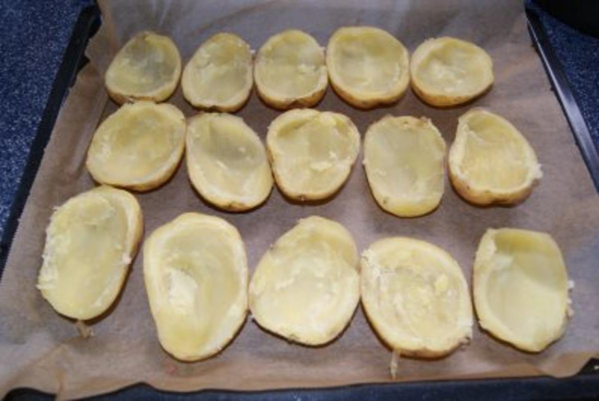 Ofenkartoffeln mit Sauerrahmdip - MEGAKÖSTLICH - Rezept - Bild Nr. 2