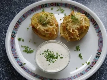 Ofenkartoffeln mit Sauerrahmdip - MEGAKÖSTLICH - Rezept