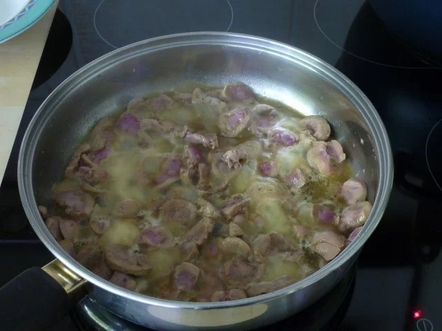 Rezept: flambierte Kalbsnierchen Bild Nr. 6 flambierte Kalbsnierchen - Rezept - Bild Nr. 6