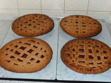 Rezept: Linzer Torte (Kuchen) Bild Nr. 7 Linzer Torte (Kuchen) - Rezept - Bild Nr. 7