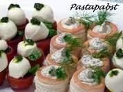 Mit Kräuter-Mascarponecreme gefüllte Mini-Blätterteigpasteten - Rezept