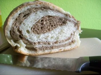 Schwarz - Weis - Brot - Rezept - Bild Nr. 2