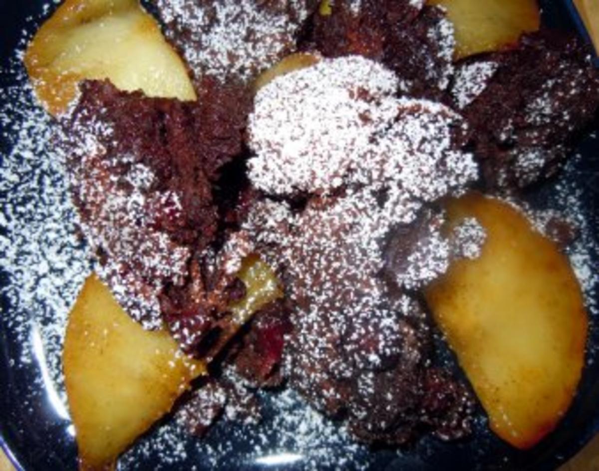 Schoko-Schmarrn mit karamellisierten Apfelscheiben - Rezept - kochbar.de