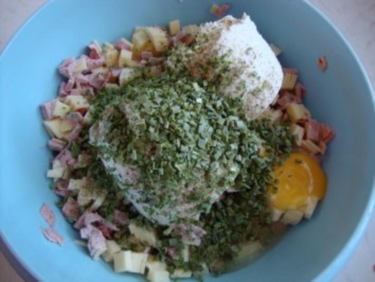 Pizzabrötchen mit Herbstsalat - Rezept