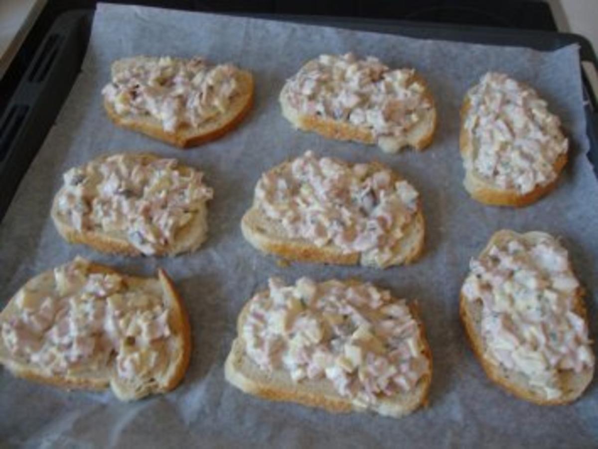 Pizzabrötchen mit Herbstsalat - Rezept - Bild Nr. 2
