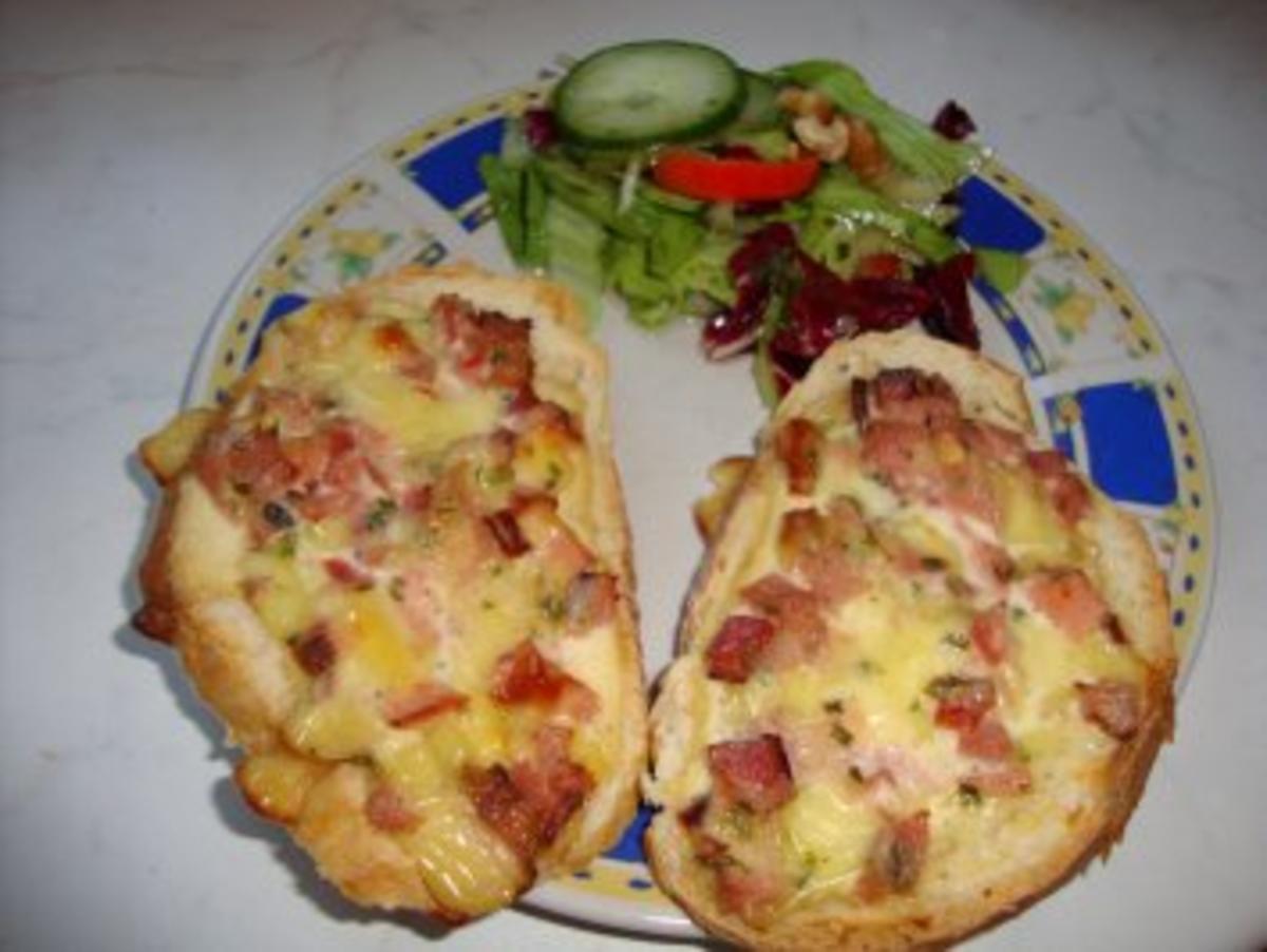 Pizzabrötchen mit Herbstsalat - Rezept - Bild Nr. 3