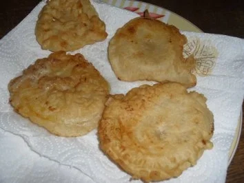 Apfelküchle im Zimt-Bierteig .... Besuch hat sich angemeldet .. und kein Kuchen im Haus !! - Rezept - Bild Nr. 5