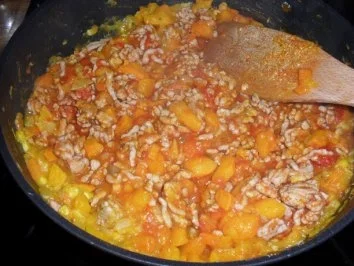 Rezept: Lasagne mit Hack und Kürbis ... aus Brigitte`s Versuchsküche ... grins Bild Nr. 6 Lasagne mit Hack und Kürbis ... aus Brigitte`s Versuchsküche ... grins - Rezept - Bild Nr. 6