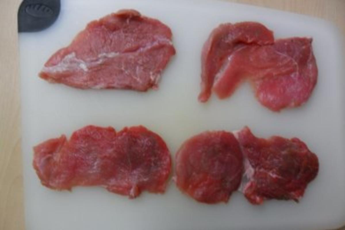 Fleischgerichte:Naturschnitzel mit Champignon-Rotweinsoße - Rezept - Bild Nr. 2