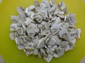 Fleischgerichte:Naturschnitzel mit Champignon-Rotweinsoße - Rezept - Bild Nr. 7