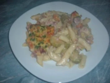 Rezept: Auflauf : Rosenkohl - Auflauf mit Nudeln Auflauf : Rosenkohl - Auflauf mit Nudeln - Rezept