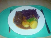 Rezept: Rindsrouladen mal anders gefรผllt Rindsrouladen mal anders gefรผllt - Rezept