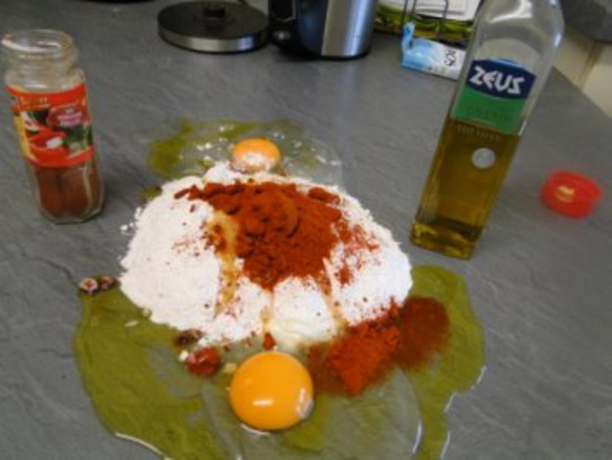 Selbstgemachte rote Nudeln, Fotos - Rezept - kochbar.de