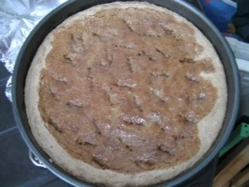 Nusskuchen mit Eierlikör - Rezept