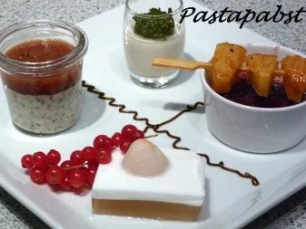 Rezept: Kokos-Litschi-Gelee Bild Nr. 2 Kokos-Litschi-Gelee - Rezept - Bild Nr. 2