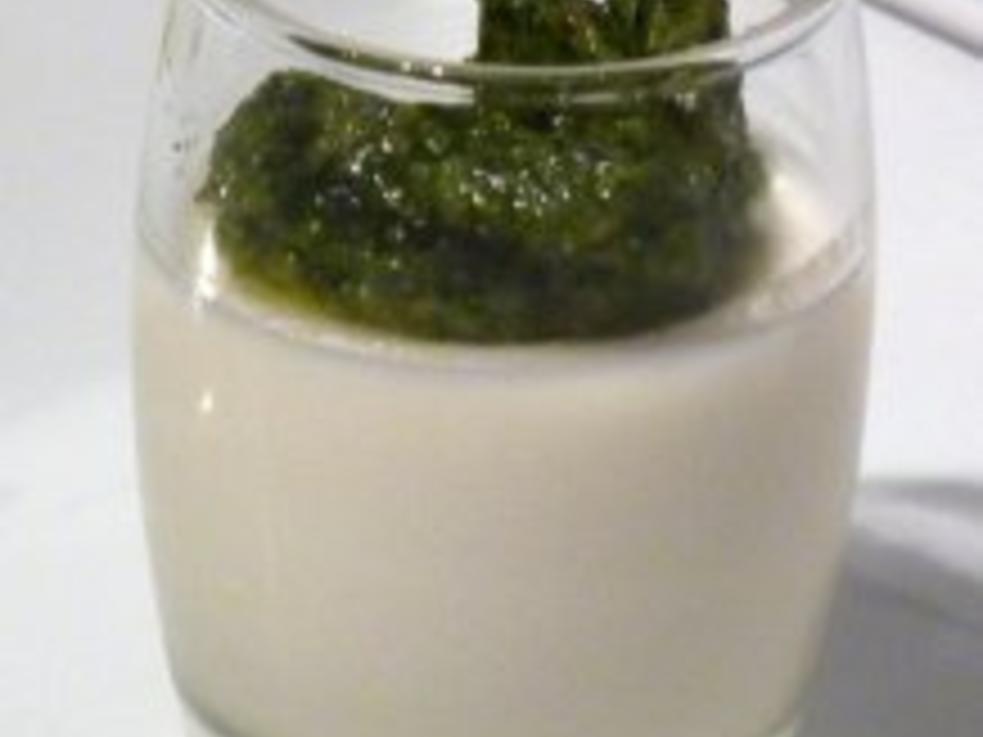 Ingwer-Panna Cotta mit Minzpesto - Rezept - kochbar.de