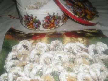 Rezept: Vanillekipferln Vanillekipferln - Rezept